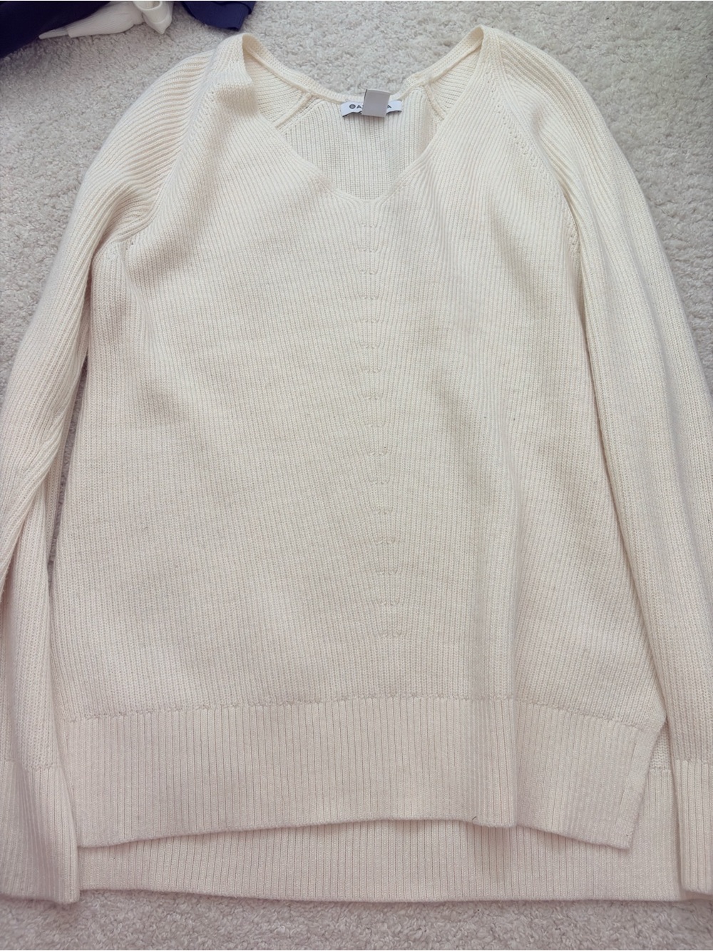 lululemon athletica Men's Cream V-Neck Lightweight Knit Sweater